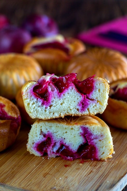 Moelleux aux prunes : une recette traditionnelle revisitée par Nad dans la gastronomie française