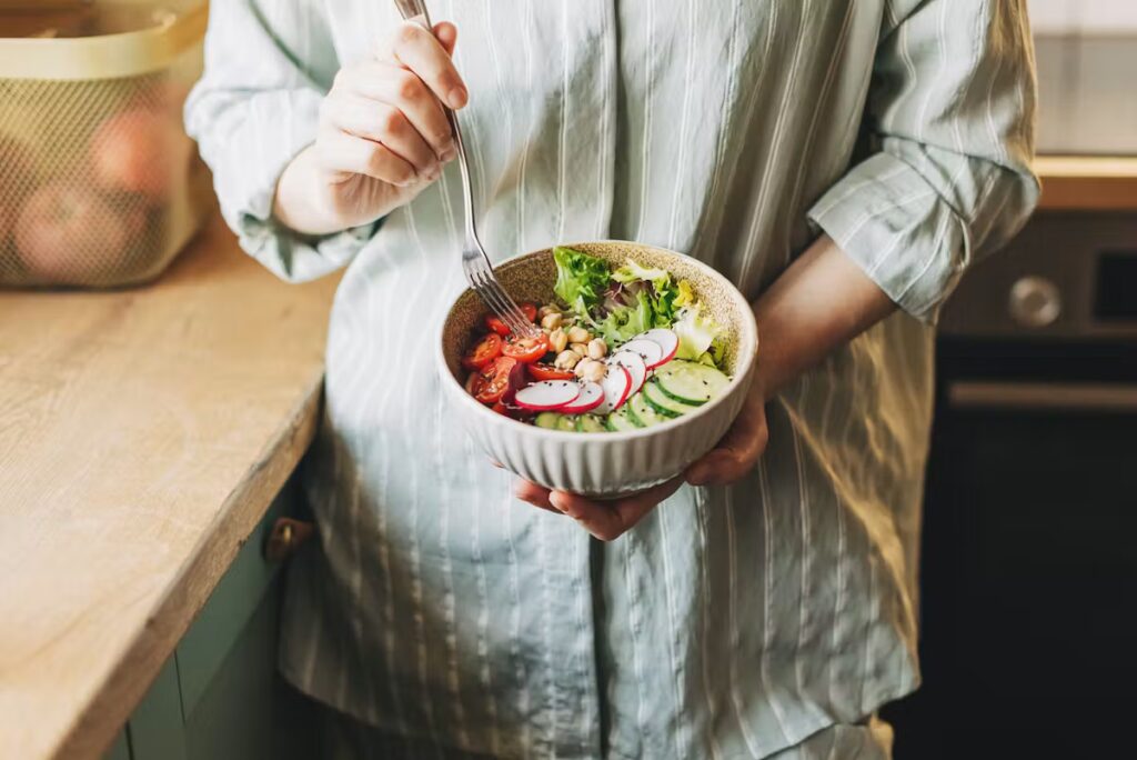 Alimentation et santé de la peau : recommandations de dermatologues pour un teint éclatant