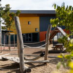 Rentrée scolaire à Illkirch-Graffenstaden : mesures de fraîcheur et contrôle de stationnement.