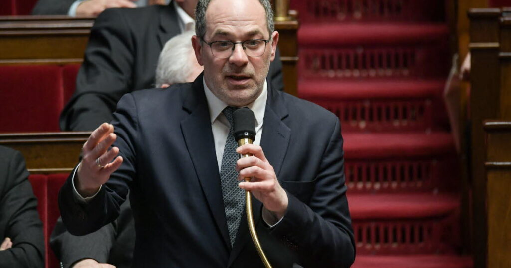 Emmanuel Maurel annonce sa candidature à la primaire socialiste pour 2027.