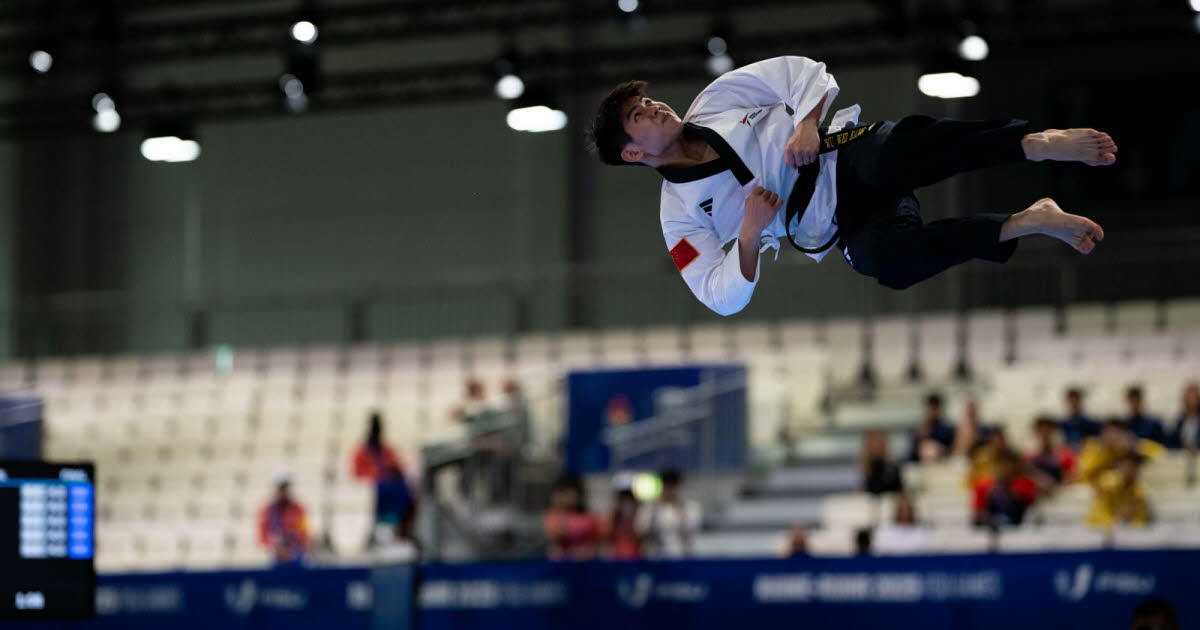 Un taekwondoïste blesse un collègue lors d’une démonstration de combat en entreprise.
