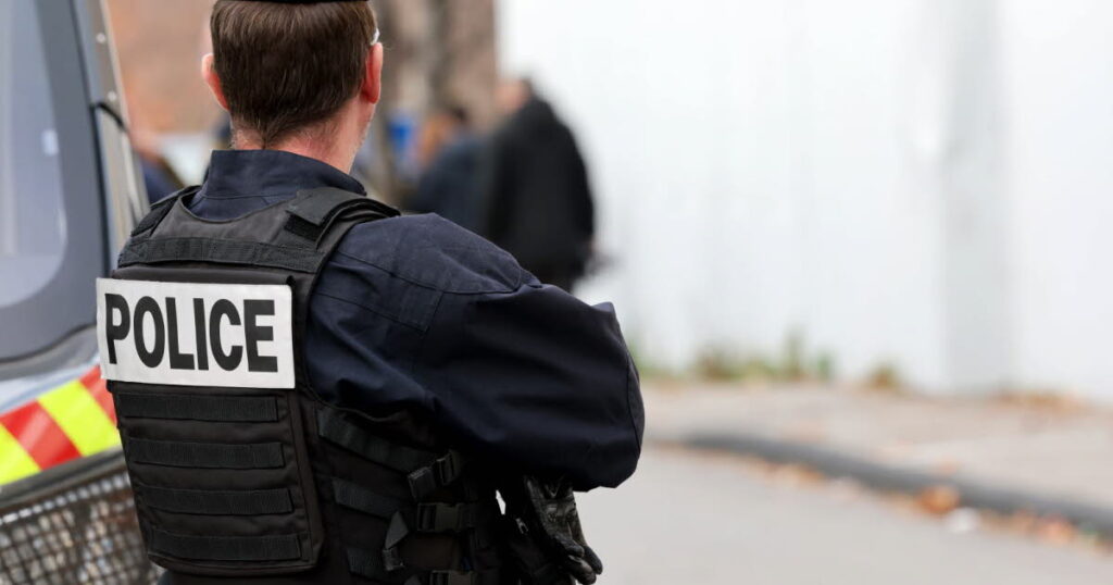 Un homme de 23 ans tué par balles devant une école maternelle à Toulouse.