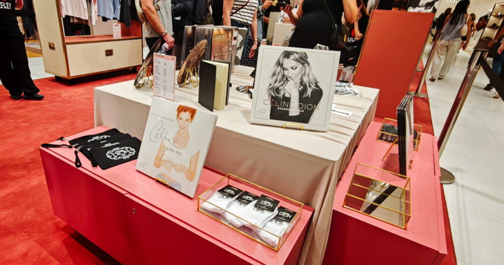 Céline Dion : les produits dérivés de ses concerts à Paris dépassent les prévisions de vente.