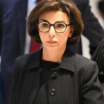 Procès de Rachida Dati : l&rsquo;ancienne ministre arrive au tribunal pour l&rsquo;audience.