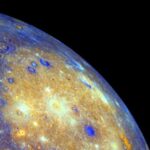 Une sonde spatiale se divise pour se rapprocher de Mercure après un long voyage.