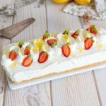 Recette de cheesecake sans cuisson au yaourt citron : une option légère et facile à préparer.