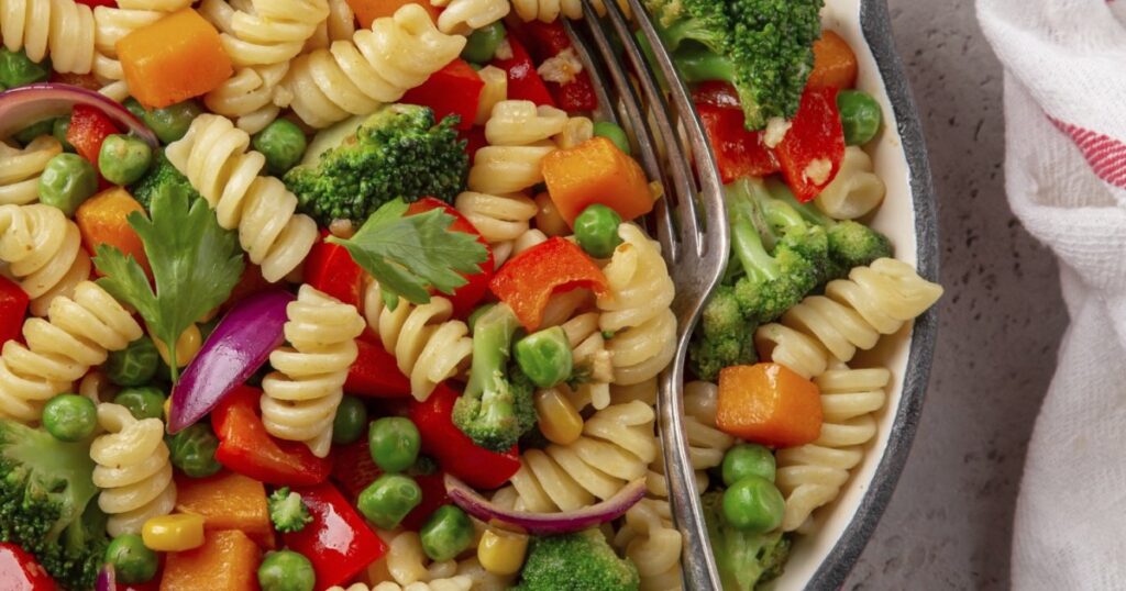Recette de pâtes aux petits légumes pour une rentrée saine et équilibrée