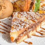 Recette de pain perdu fourré au chocolat et à la banane pour un repas rapide et savoureux