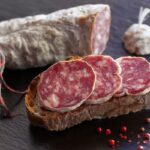 Alerte salmonelle : retrait d&rsquo;urgence d&rsquo;un saucisson contaminé en France