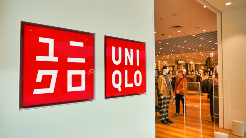 Uniqlo lance une doudoune coupe-vent et anti-pluie, tendance pour l’automne.