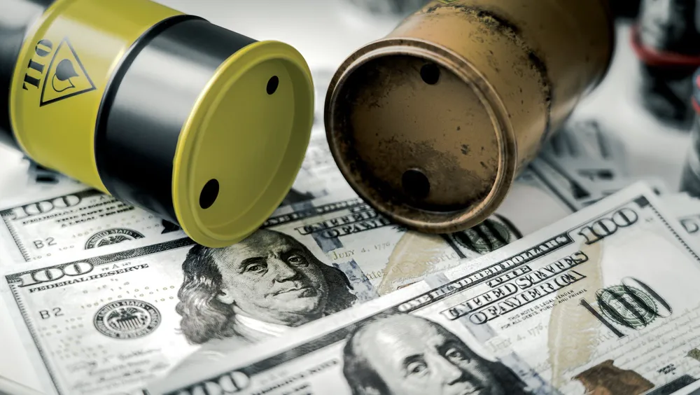 Pétrole : le prix atteint 95 dollars, une hausse vers 100 dollars anticipée.
