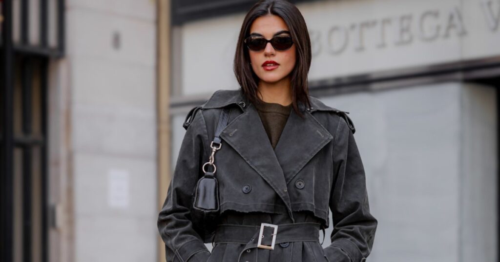 Cette couleur pourrait-elle remplacer le marron dans les tendances mode automne ?