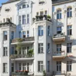 BPCE renforce sa position dans le secteur immobilier pour accroître sa compétitivité.
