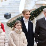 Albert II de Monaco et Charlène en visite dans un village de Provence lié à la Principauté.